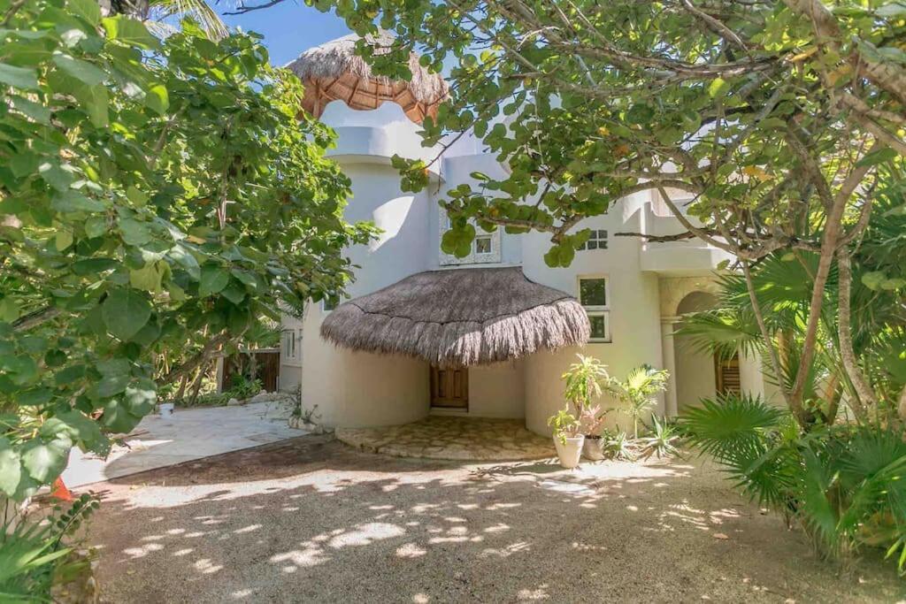 Luxury 5-Br Beachfront Home In Tulum Casa Sofia Gato Exterior photo