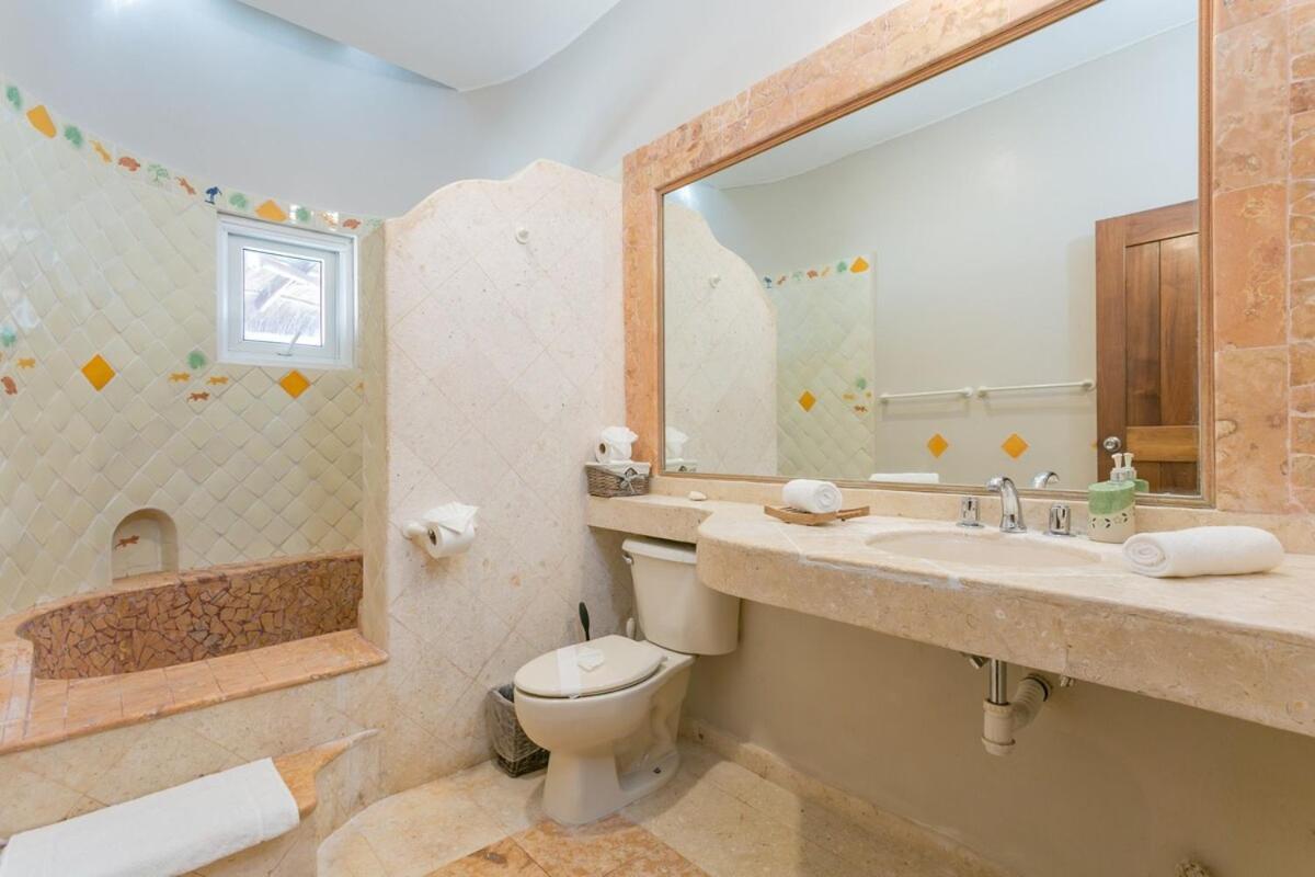 Luxury 5-Br Beachfront Home In Tulum Casa Sofia Gato Exterior photo