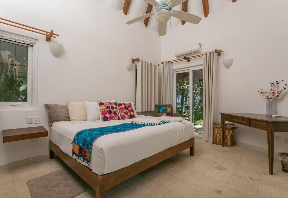 Luxury 5-Br Beachfront Home In Tulum Casa Sofia Gato Exterior photo